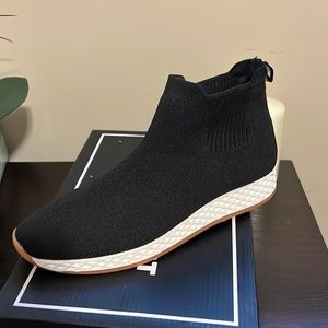 Women’s Urban Sports by  J/Slides